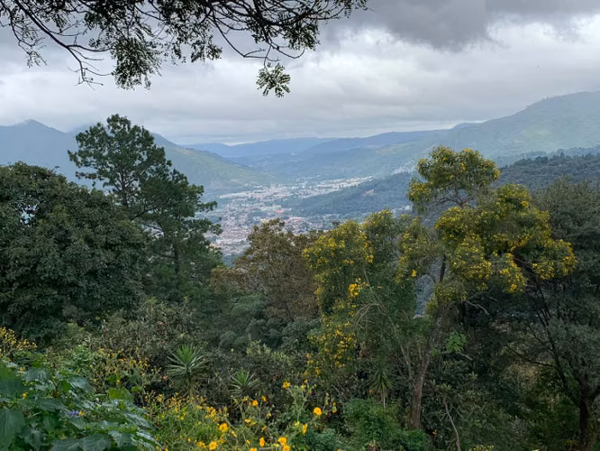 Terreno en venta en San Cristóbal El Alto con vista espectacular a Antigua