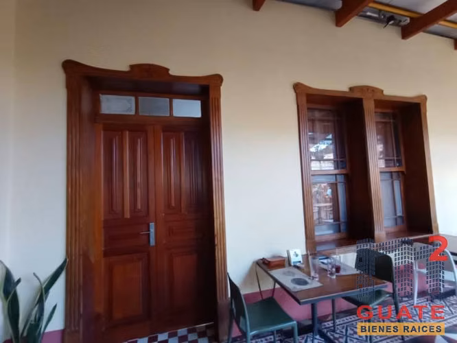 Alquilo Local en Zona 01