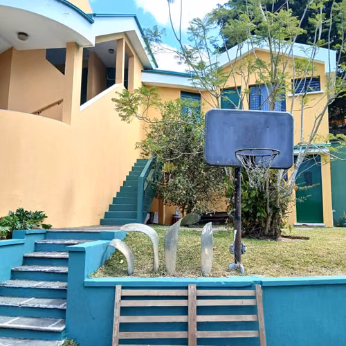 CASA EN VENTA EN SAN VICENTE - SANTA CATARINA PINULA.