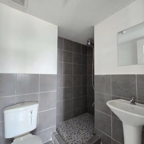 Apartamento en Venta Edificio Berlindo Zona 1 de Mixco - Imagen 11