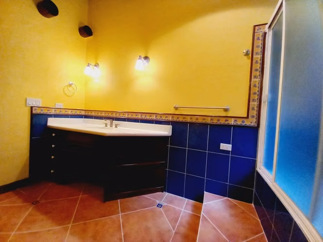 Vendo Casa tipo Cabaña Europea en Carretera El Salvador - Imagen 17