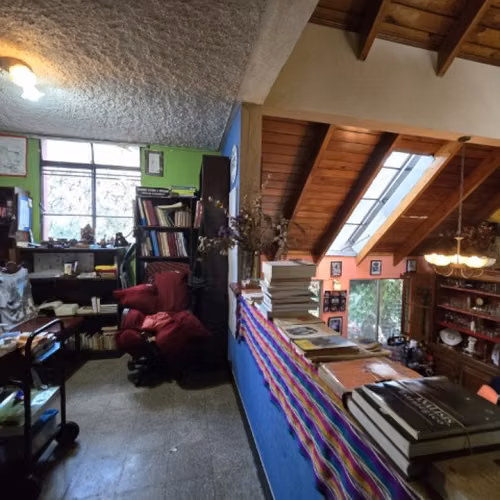 Casa y Terrenos Amplios en Venta Bulevar San Cristóbal - Imagen 8