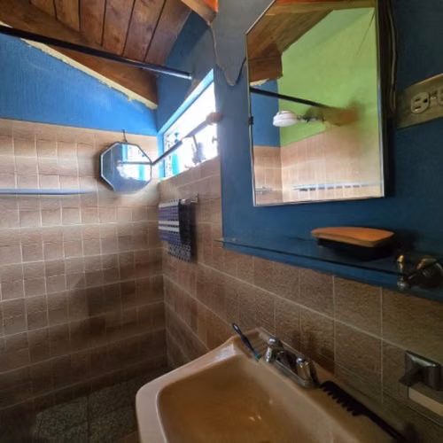Casa y Terrenos Amplios en Venta Bulevar San Cristóbal - Imagen 11