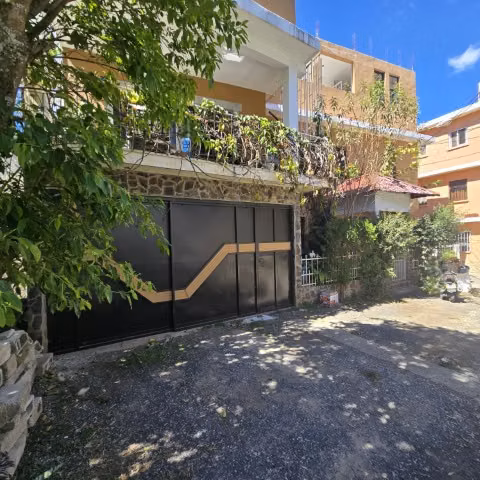 Casa y Apartamentos en Venta Zona 17 Ciudad Guatemala