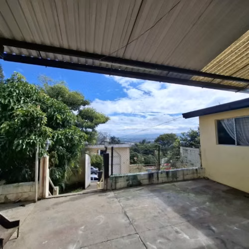 Ofi-Bodega en Venta San Cristóbal Zona 8 de Mixco