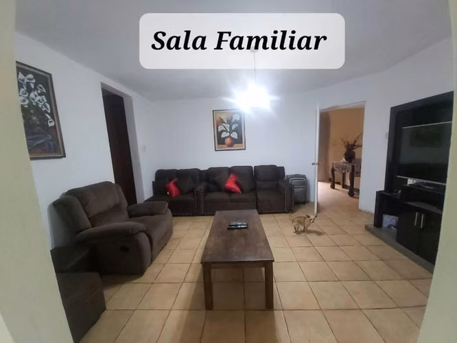 Casa en Venta Residencial Loma Real San Cristóbal Zona 8 Mixco - Imagen 5