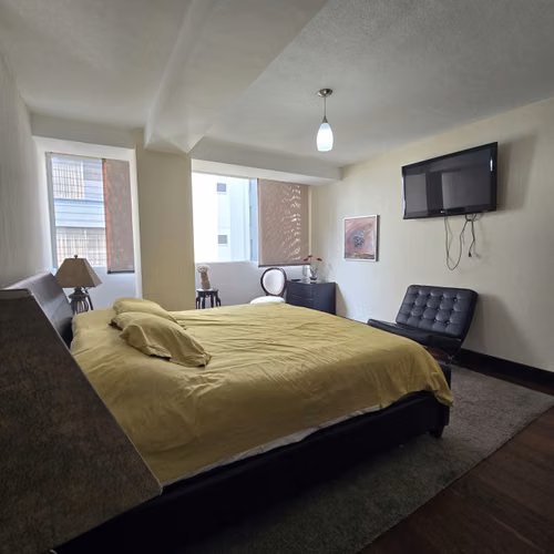 Apartamento Amueblado en Renta o Venta en Zona 10