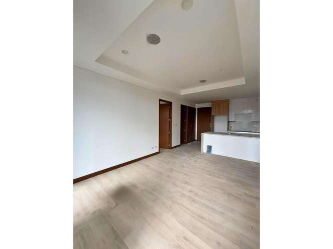 Apartamento en Venta Zona 10 - Imagen 2