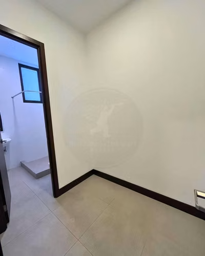 Apto. Lujo 2 Hab con Balcón en Echo Torre II, Zona 14 | Venta y Renta