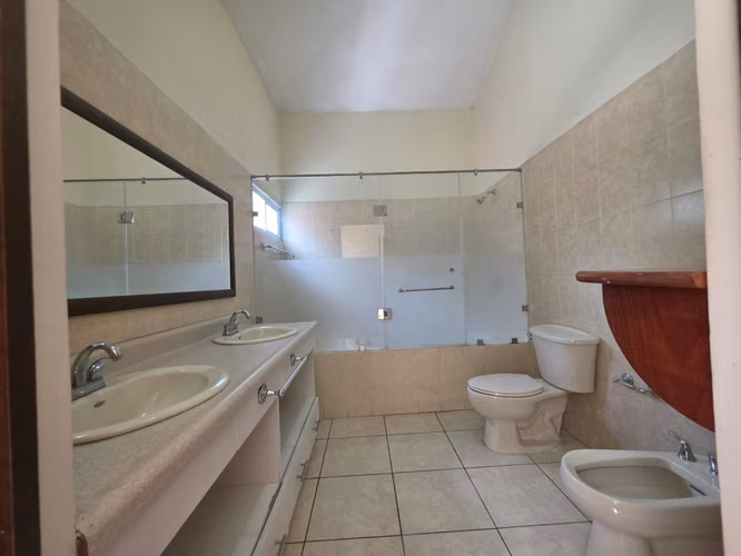 MUXBAL RENTO CASA EN CONDOMINIO PRADOS DE MUXBAL 4 DORMITORIOS 3.5 BAÑOS US$1,840 - Imagen 5
