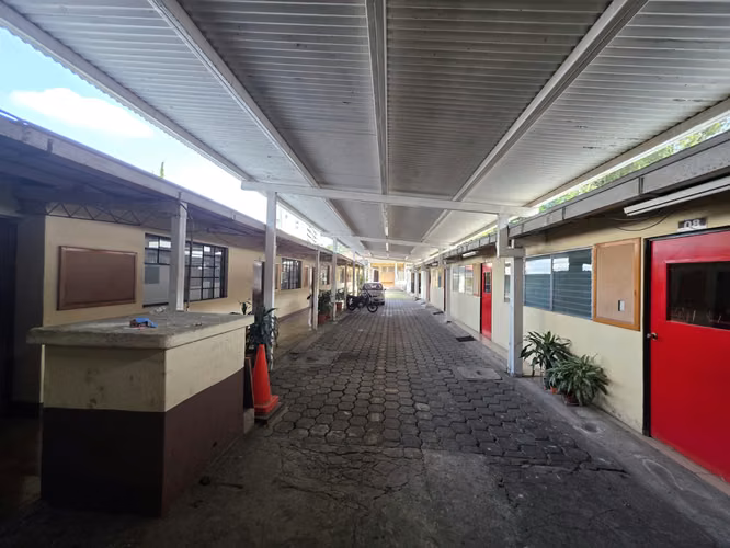 Z.10 VENDO TERRENO 1623.52v² EN ZONA VIVA POT G4 USD2,250,000