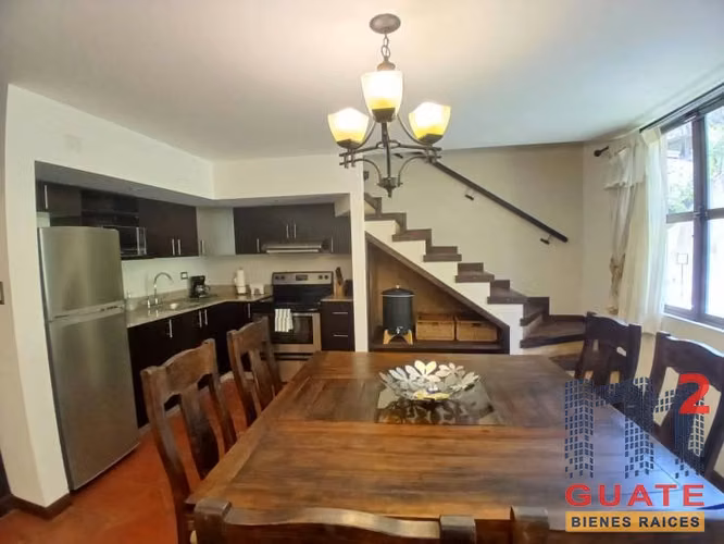 Casa en Renta, Antigua Guatemala  (R6147)