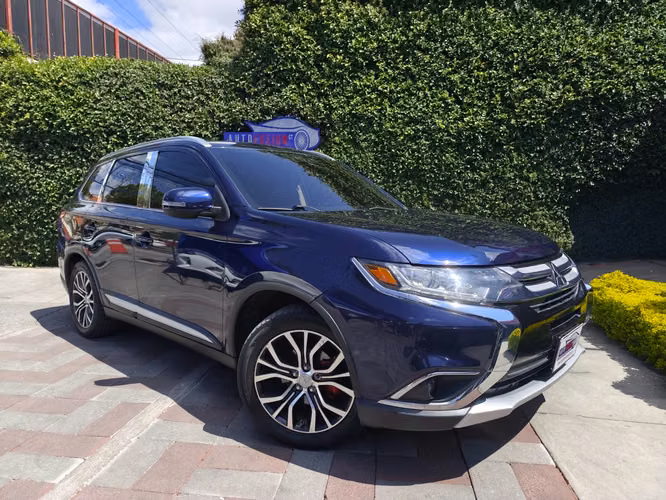 Mitsubishi Outlander Sel Fwd Modelo 2017