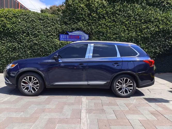Mitsubishi Outlander Sel Fwd Modelo 2017