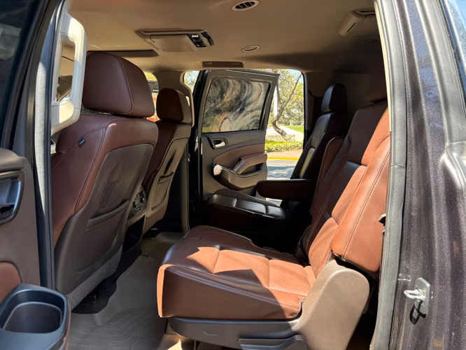 Chevrolet Suburban LTZ BLINDADA año 2015 de agencia