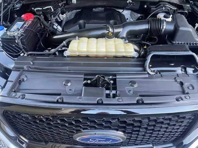 FORD F-150 STX 4X4, modelo 2019