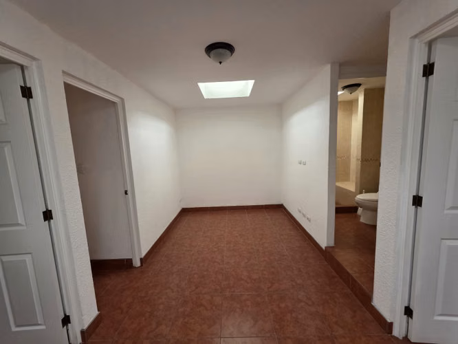 Casa en Renta en Residencial con Amenidades-Santa Llucia Milpas Altas