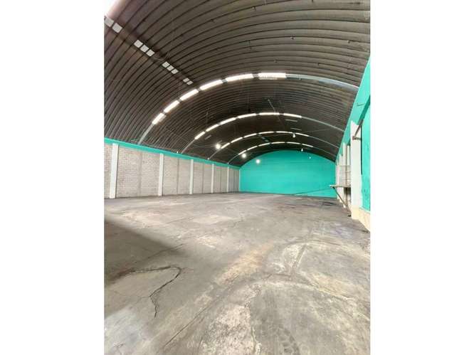  BODEGA EN RENTA – COL. LA ESCUADRILLA | ZONA  2 DE MIXCO - Imagen 2
