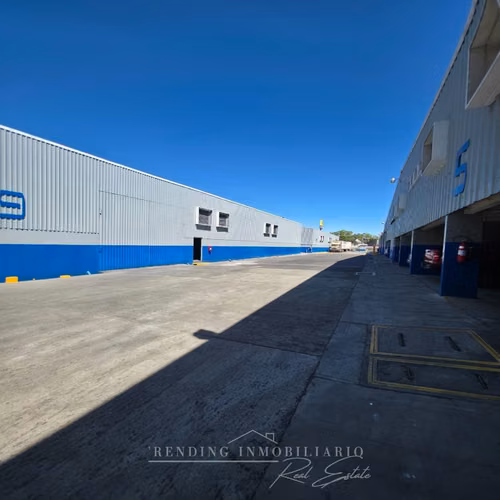 Renta de Bodega en Complejo con Garita en Ruta al Atlántico Km 7 Zona 17 con 1,314 m²