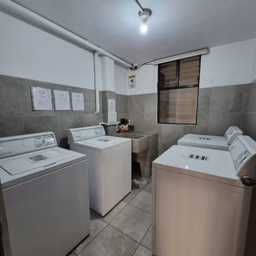 RENTA APARTAMENTO AMUEBLADO TIPO ESTUDIO ZONA 15 VH1 - Imagen 14