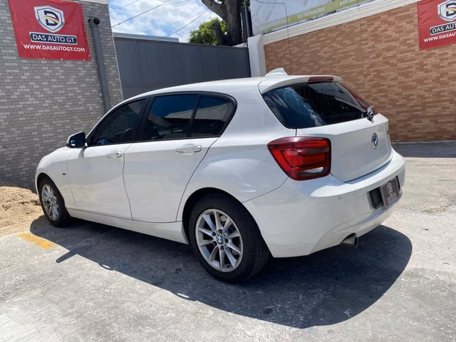 BMW 118d Automático Importado de Corea Modelo 2014
