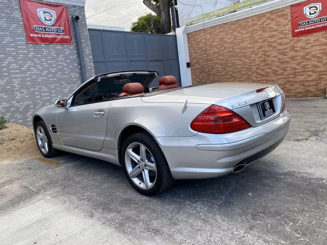Mercedes-Benz SL 500 Roadster de Agencia Modelo 2005