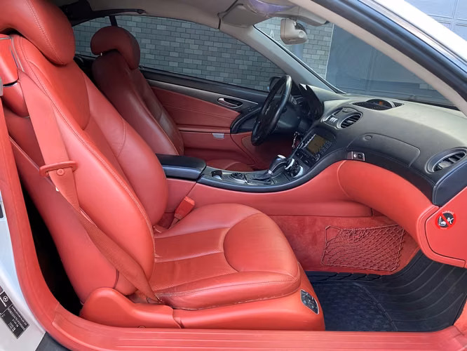 Mercedes-Benz SL 500 Roadster de Agencia Modelo 2005