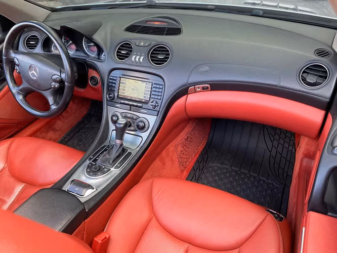 Mercedes-Benz SL 500 Roadster de Agencia Modelo 2005