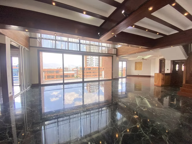 PENTHOUSE DE 2 NIVELES DE LUJO EN ZONA 14 PLENUM CATORCE