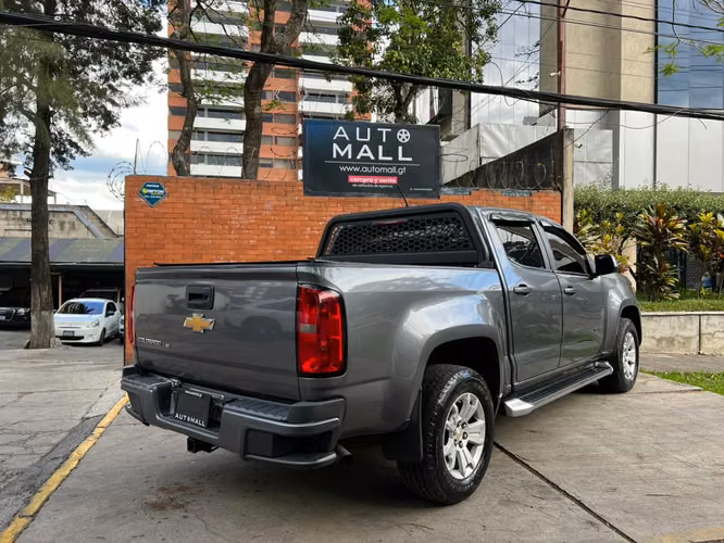 Chevrolet Colorado Crew Cab 2020 automatico - Imagen 3