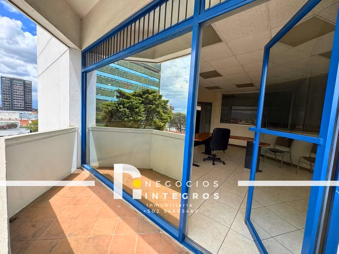 OFICINA EN RENTA ZONA 9 CON BALCON – EDIFICIO EL REFORMADOR, 176 M2 - Imagen 3