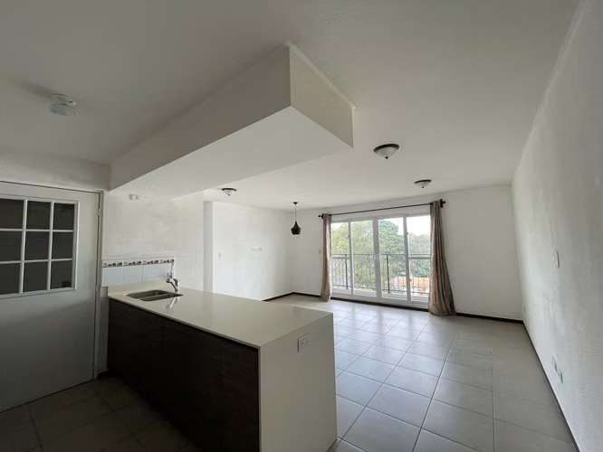 VENTA DE APARTAMENTO EN ZONA 11 PARQUE 11 DE 3 DORMITORIOS - Imagen 2