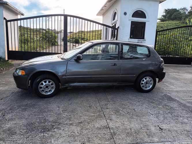 Honda Civic 1993 Burbuja / REMATADO