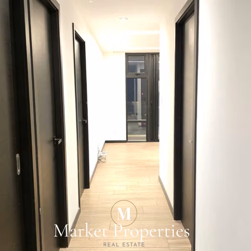Apartamento en venta en zona 10 de 2 habitaciones + 82 m²