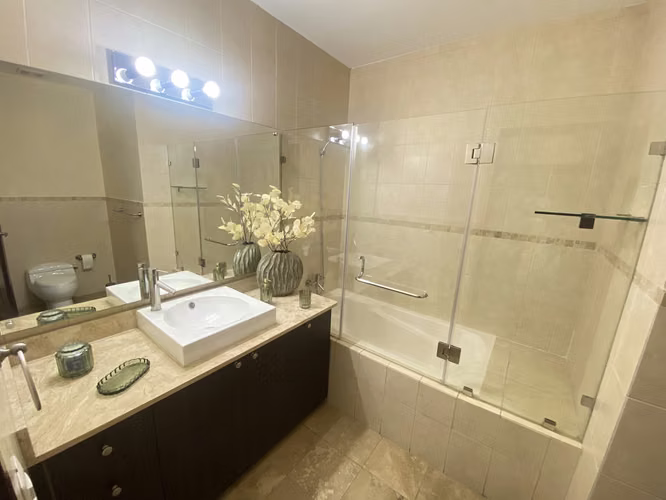 RENTO APARTAMENTO CON JARDIN PRIMER NIVEL ZONA 14 PLENUM CATORCE PV