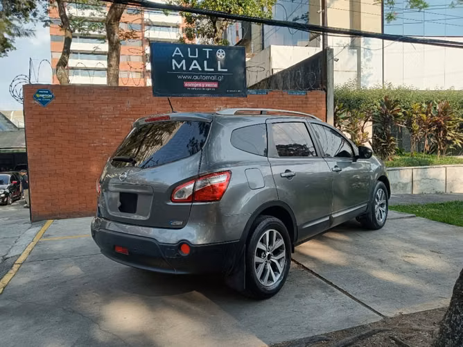 Nissan Qashqai+2 J10 año 2014 de agencia