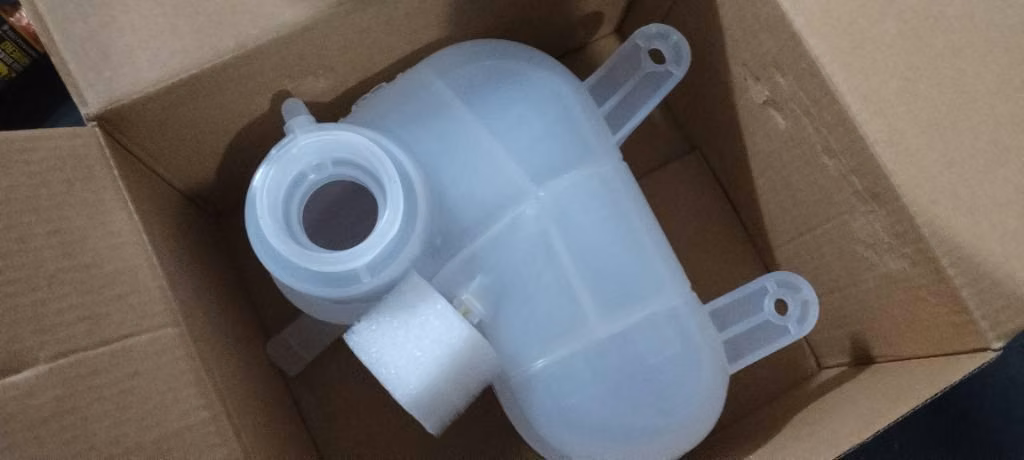 Deposito de refrigerante spark 