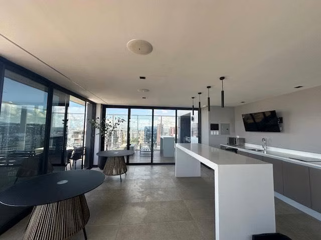 Zona 10 Edificio Vasanta cerca de La Estación viva con exclusividad - Imagen 2