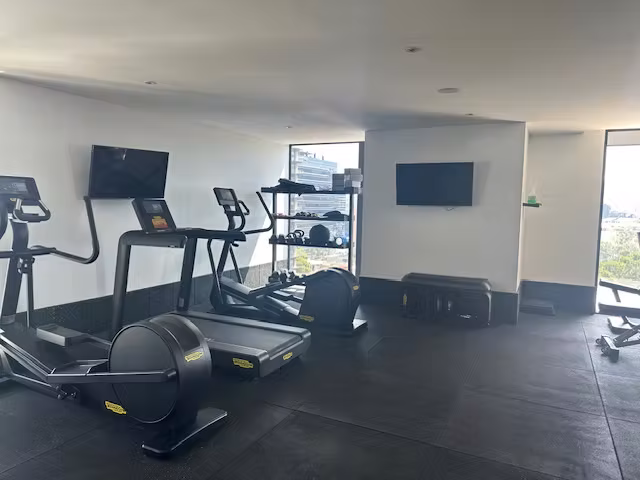 Zona 10 Edificio Vasanta cerca de La Estación viva con exclusividad - Imagen 10