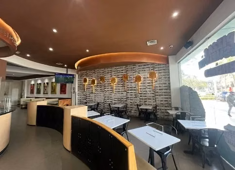 ALQUILO LOCAL COCINA LISTA PARA OPERAR, IDEAL RESTAURANTE Z.9 (J)