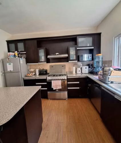 VENDO LINDA CASA EN CONDOMINIO BOSQUES DE ARRAZOLA KM 18.5 CAES - Imagen 3