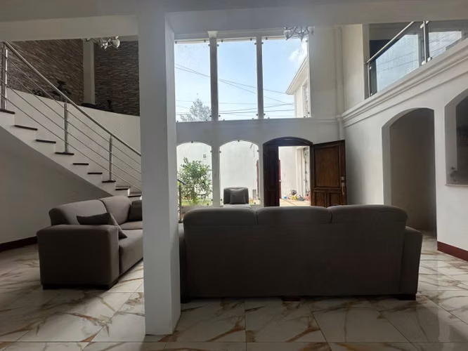 Casa Sola en Venta en Santa Lucía Milpas Altas, Sacatepéquez