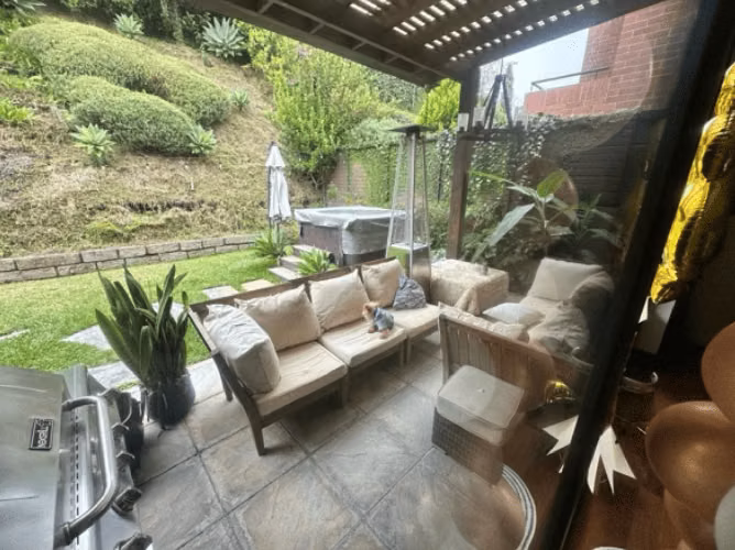 VENDO LUJOSA CASA KM 15 CAES CONDOMINIO CAMELIAS, RESIDENCIALES CONCEPCION PV