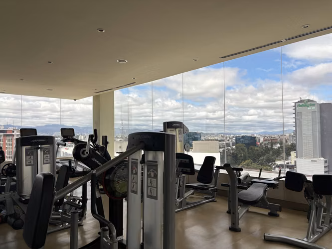 TERRAEsperanza cèntrico fácil acceso hacia cualquier parte de la ciudad alquilo apartamento 250m2