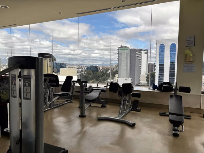 TERRAEsperanza cèntrico fácil acceso hacia cualquier parte de la ciudad alquilo apartamento 250m2