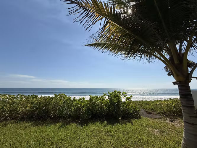 Monterrico | Apartamentos NUEVOS Frente al Mar CON Título de Propiedad en Venta!!