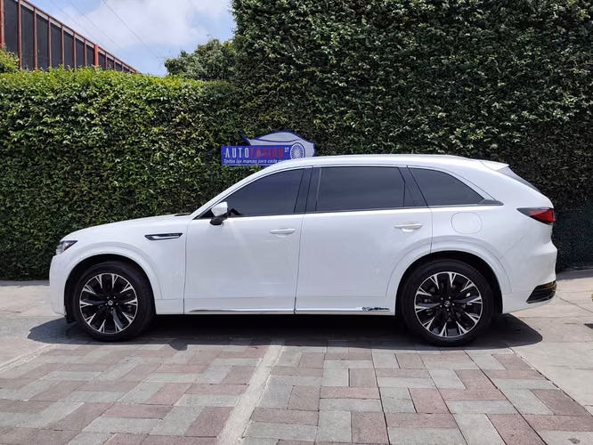 Mazda Cx-90 awd  Modelo 2024 de agencia - Imagen 4