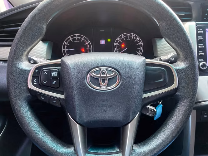 Toyota Innova 4x2 Automática de Agencia Modelo 2023