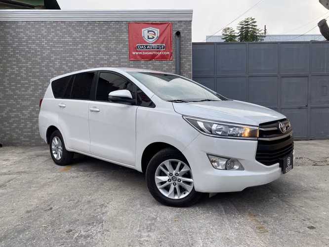 Toyota Innova 4x2 Automática de Agencia Modelo 2023