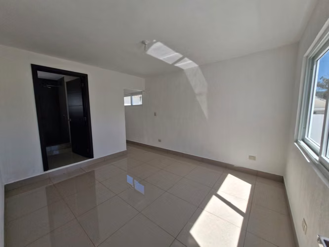 VENDO CASA VILLAS DE PICASO FRAIJANES REF.6915 *232M2, 3 HAB, 3.5 BAÑOS, 2 PARQUEOS, PATIO